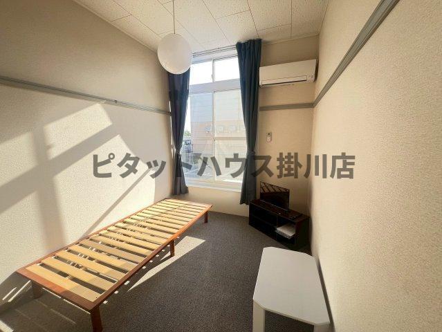 拡大写真:袋井市浅名 1階105の居間