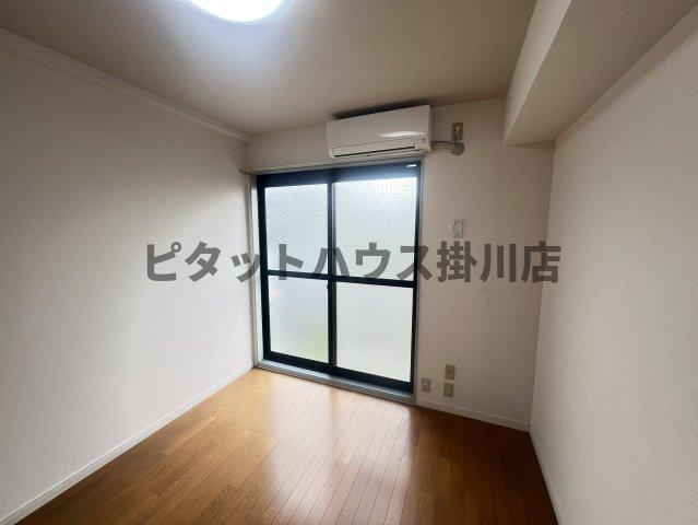 拡大写真:袋井市延久 1階113の居間