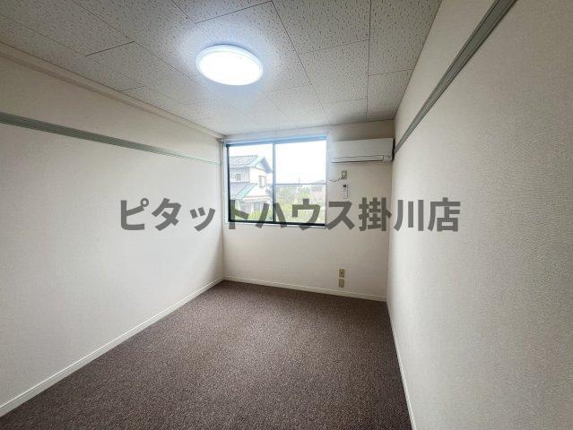 拡大写真:袋井市延久 1階113の洋室