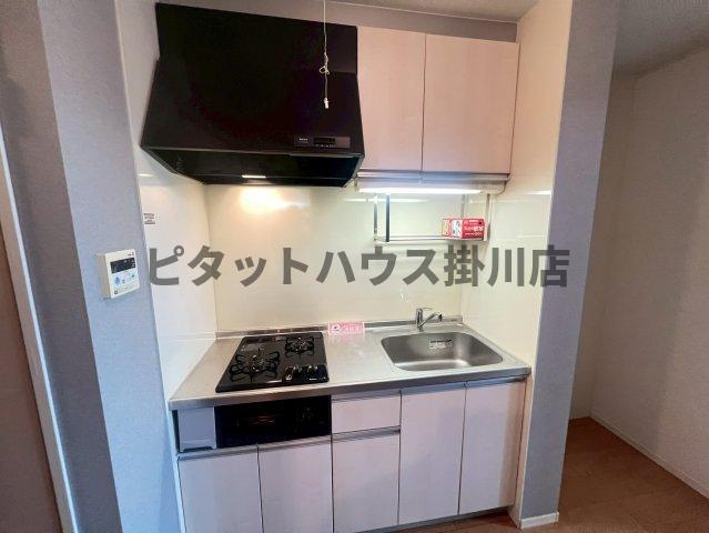 拡大写真:袋井市浅岡 1階102のキッチン