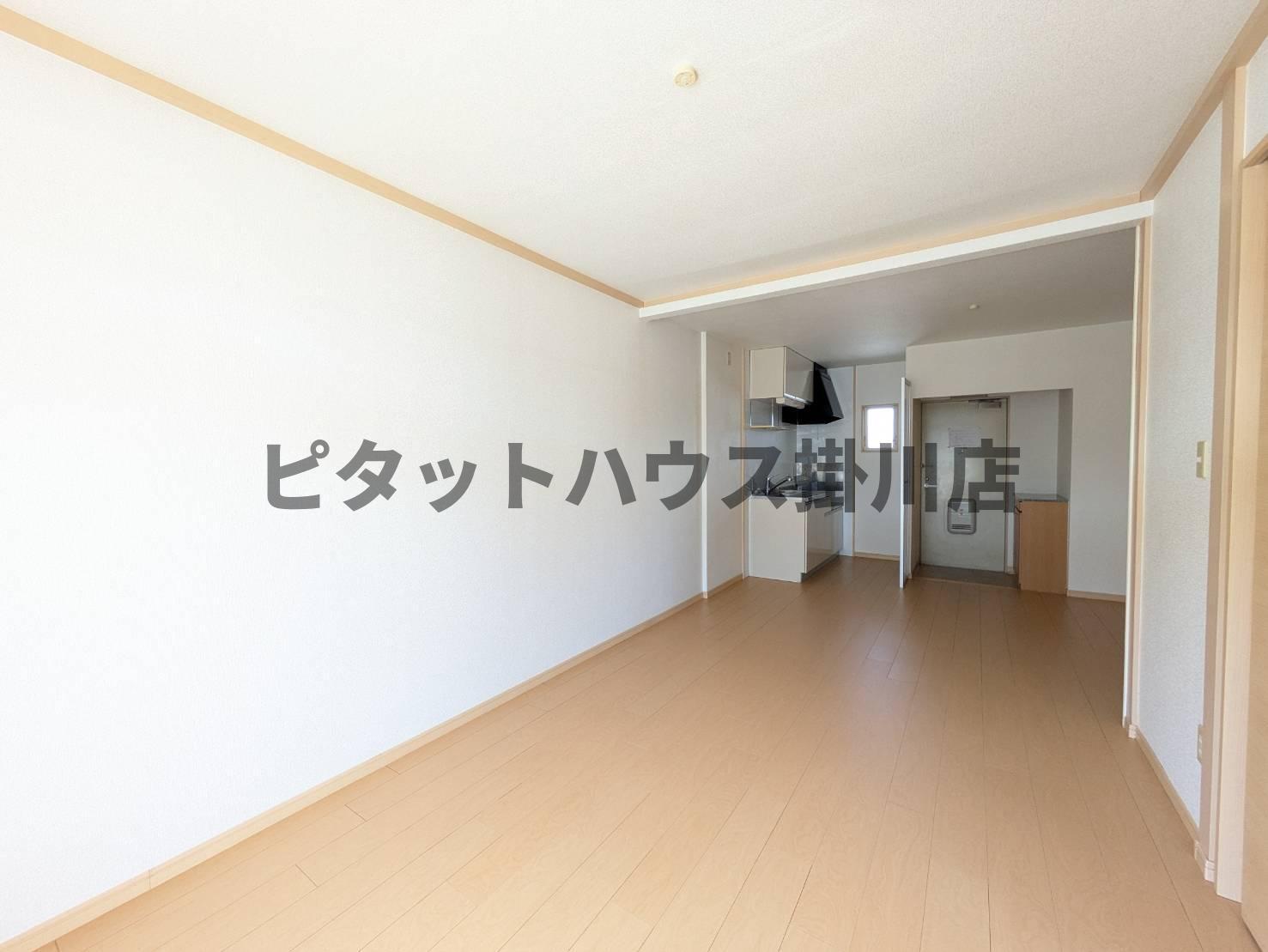 拡大写真:菊川市下平川 2階202の居間