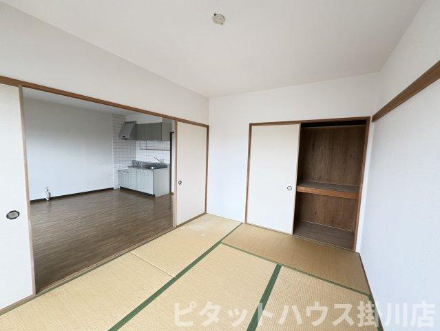 拡大写真:袋井市川井 3階305の和室