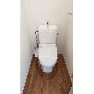 拡大写真:御前崎市池新田 2階B201のトイレ