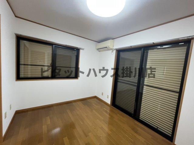 拡大写真:袋井市村松 1階1の洋室