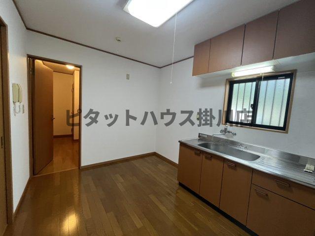 拡大写真:袋井市村松 1階1のキッチン