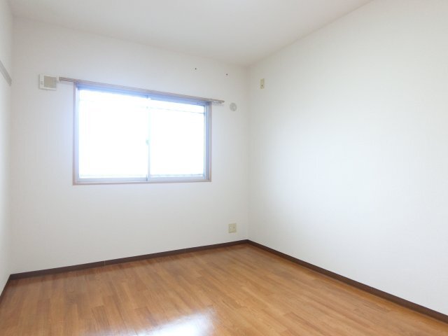 拡大写真:袋井市愛野南2丁目 4階405の洋室