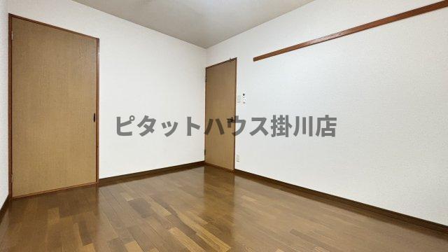 拡大写真:掛川市富部 1階102の洋室