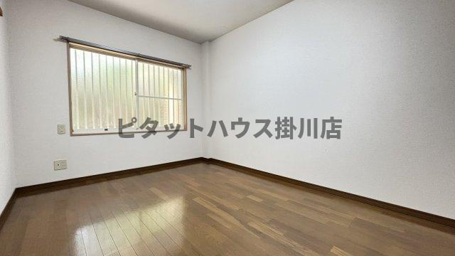 拡大写真:掛川市富部 1階102の洋室