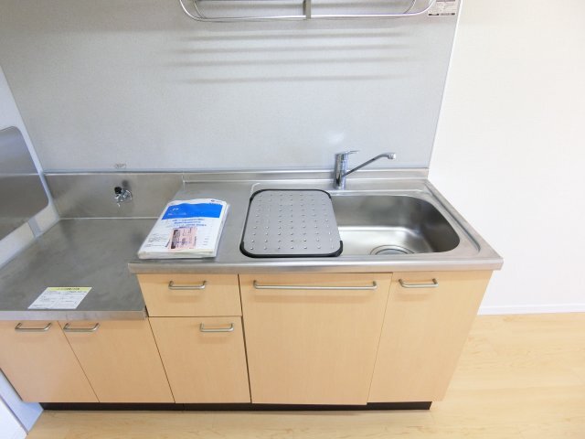 拡大写真:掛川市浜野新田 2階B201のキッチン