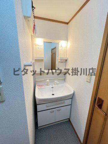 拡大写真:袋井市浅名 2階203の独立洗面台