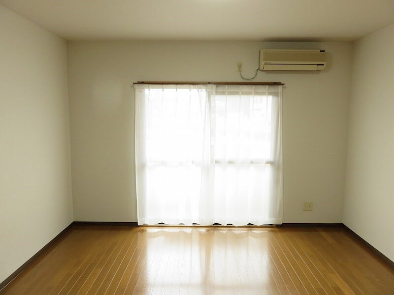 拡大写真:袋井市豊沢 1階103の洋室