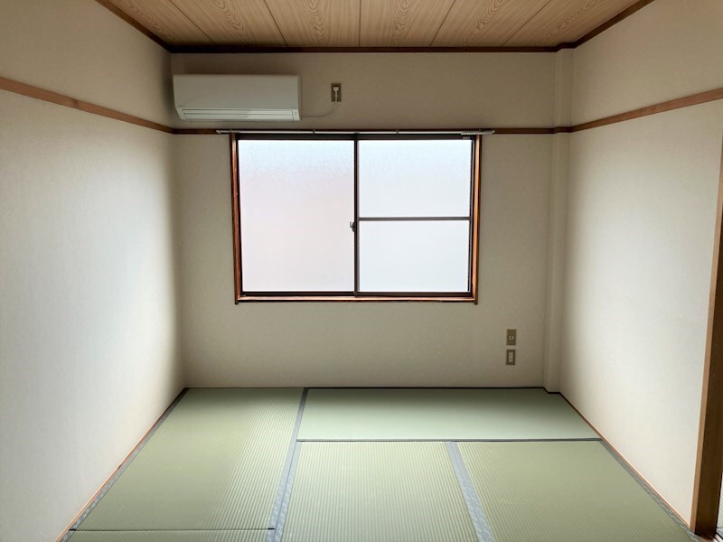 拡大写真:袋井市旭町1丁目 2階202の和室