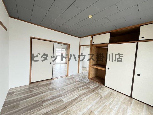 拡大写真:袋井市田町2丁目 3階301の洋室