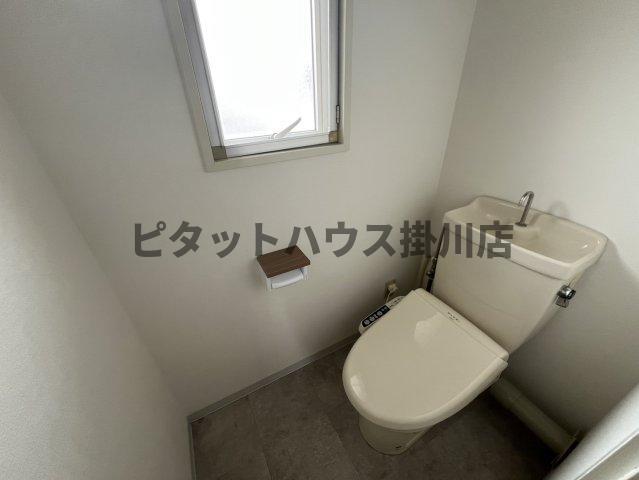拡大写真:袋井市田町2丁目 3階301のトイレ