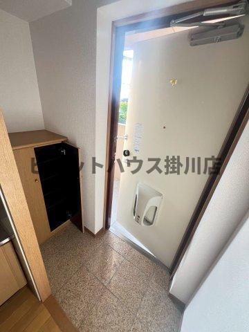 拡大写真:袋井市浅羽 2階207の玄関