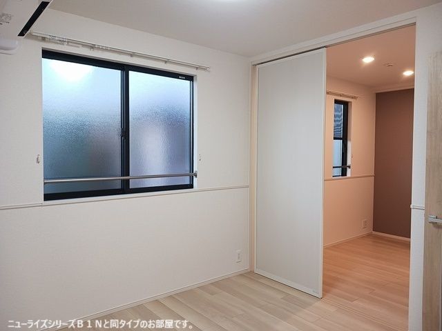 拡大写真:袋井市高尾 2階203の洋室