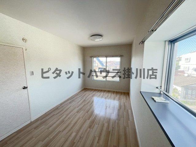 拡大写真:磐田市見付 3階301の洋室