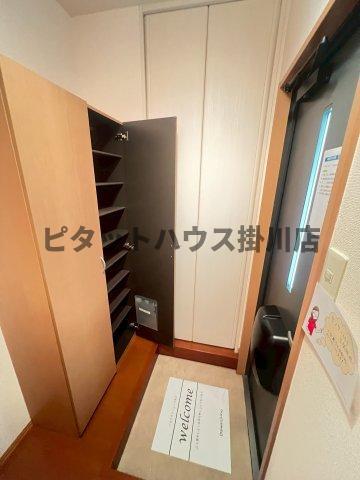 拡大写真:磐田市中泉 1階102の玄関