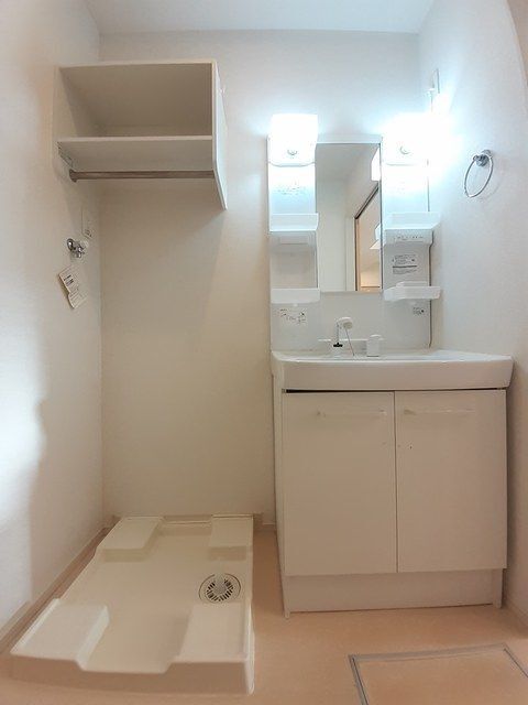 拡大写真:袋井市鷲巣 2階202の洗面所