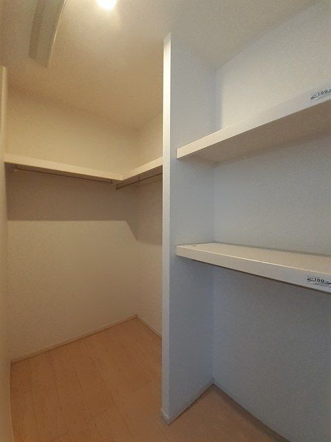 拡大写真:袋井市鷲巣 2階202の収納