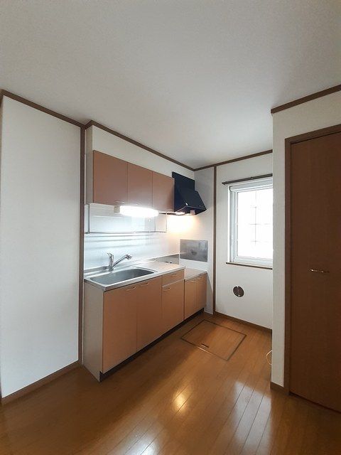 拡大写真:袋井市浅名 1階102のキッチン