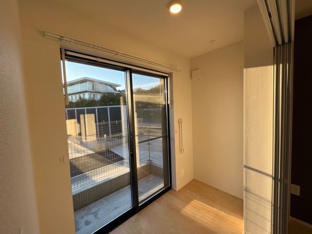 拡大写真:磐田市安久路2丁目 1階105のバルコニー