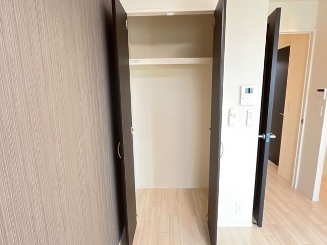 拡大写真:磐田市安久路2丁目 2階203の収納