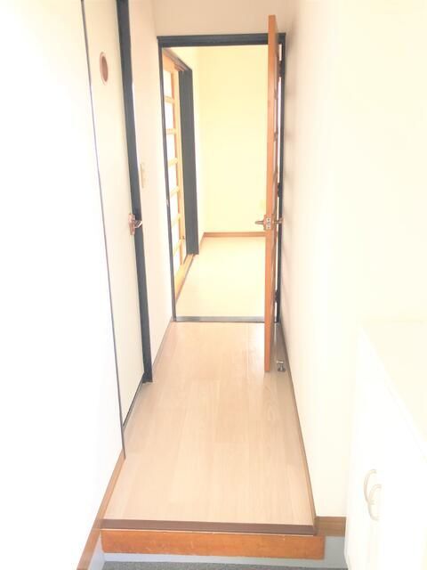 拡大写真:袋井市浅羽 2階201の玄関