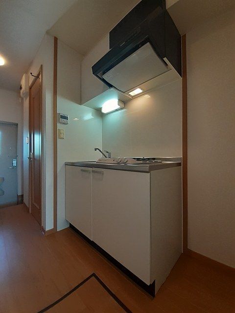 拡大写真:袋井市高尾 1階102のキッチン