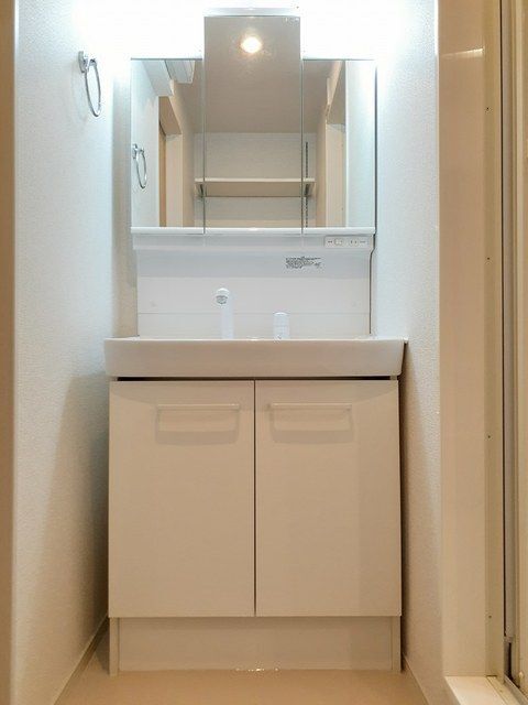 拡大写真：磐田市大原 1階101の洗面所