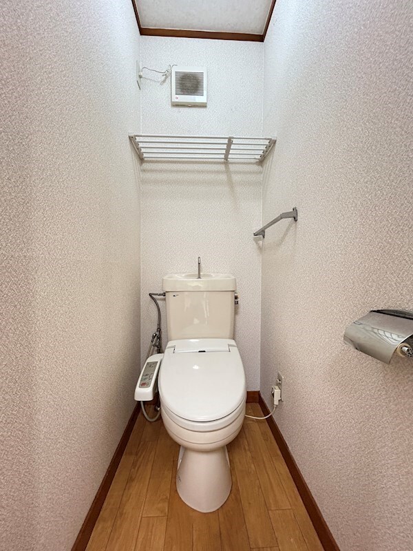 拡大写真:袋井市新池 3階206のトイレ