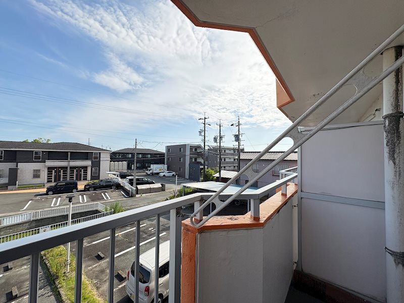 拡大写真:袋井市新池 2階205のバルコニー