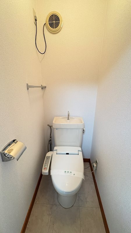 拡大写真:袋井市新池 2階205のトイレ