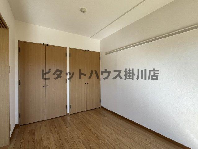 拡大写真:掛川市長谷2丁目 3階303の洋室