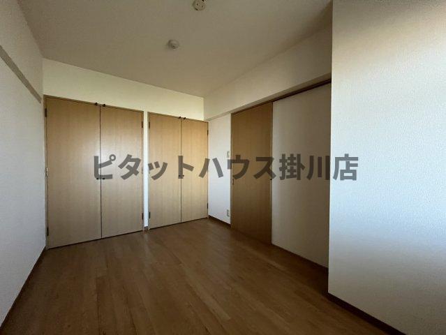 拡大写真:掛川市長谷2丁目 3階303の洋室