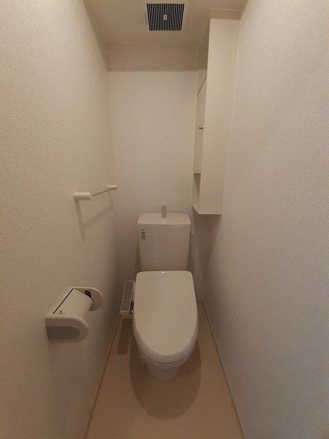 拡大写真:磐田市見付 3階302のトイレ