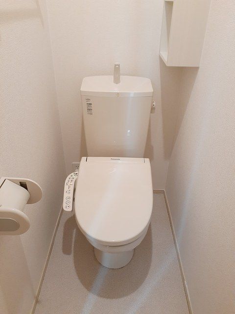 拡大写真:掛川市薗ケ谷 1階102のトイレ