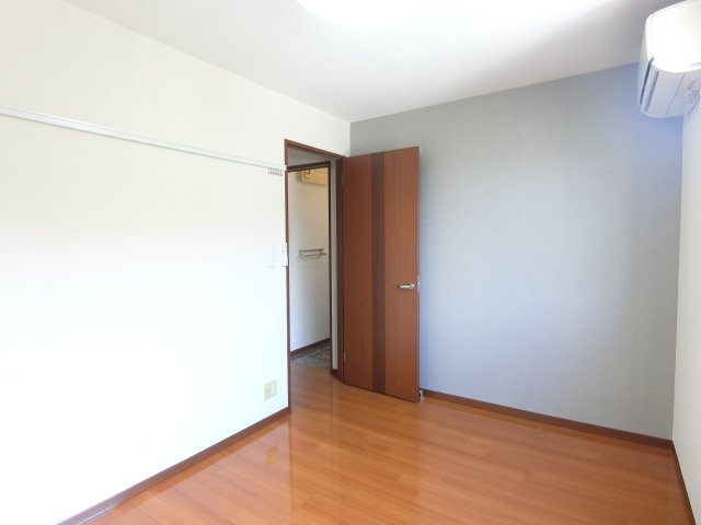 拡大写真:袋井市愛野南1丁目 1階102のトイレ