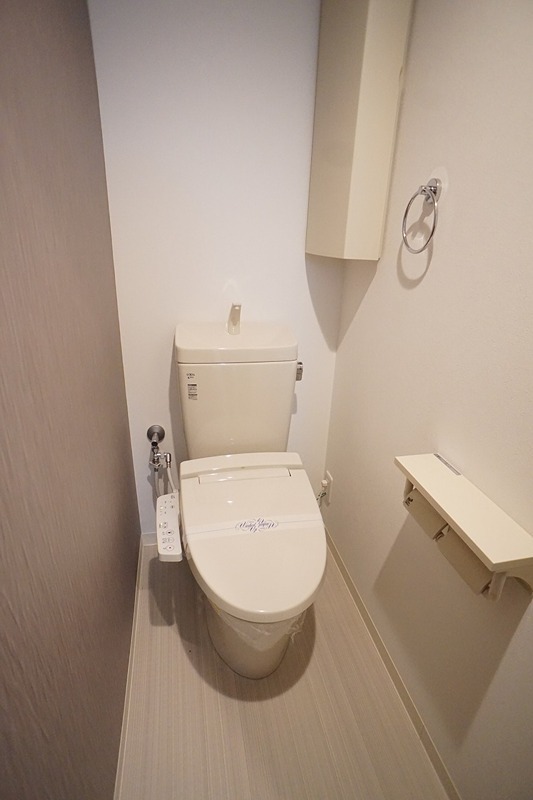 拡大写真:袋井市旭町2丁目 3階305のトイレ
