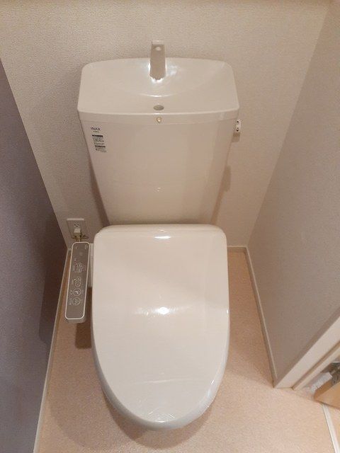 拡大写真:磐田市上大之郷 1階102のトイレ