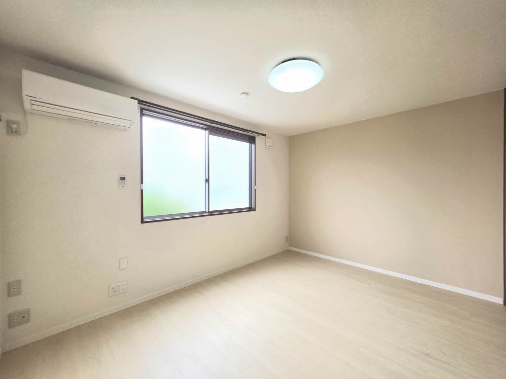 拡大写真:磐田市富士見町2丁目 2階102の洋室