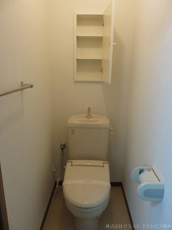 拡大写真:袋井市愛野東1丁目 3階303のトイレ