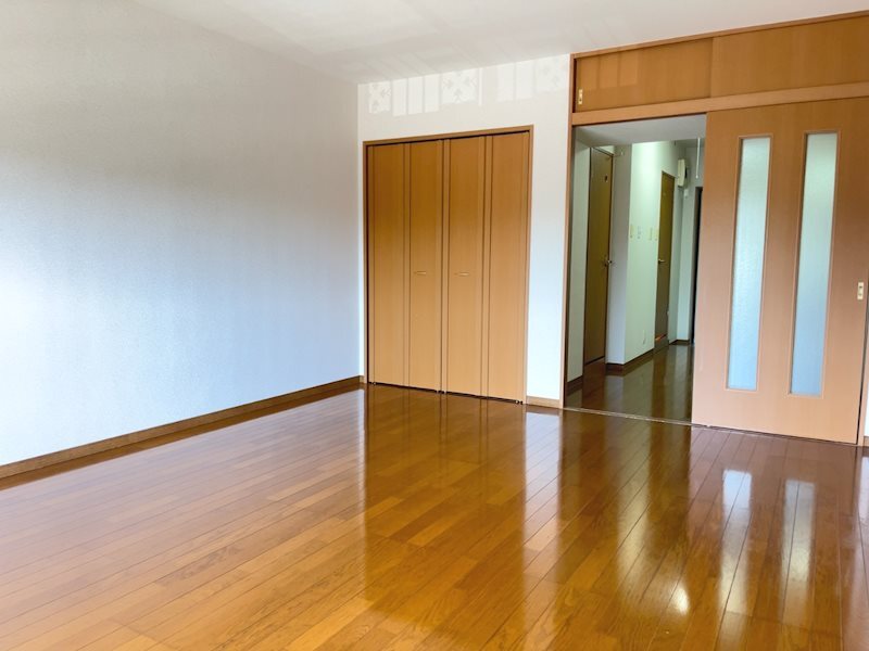 拡大写真:袋井市愛野東1丁目 2階205の洋室