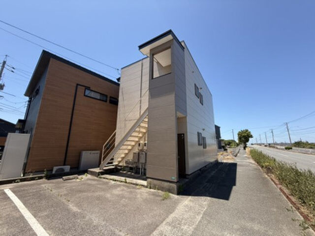 エスモデナオンダツーの外観