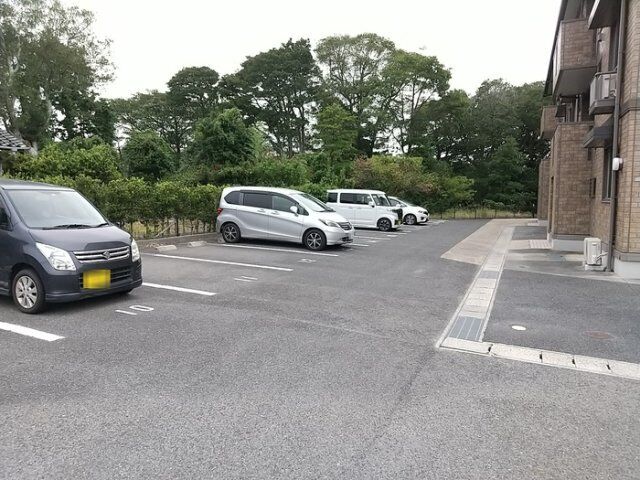 拡大写真:リビングタウン常盤公園 B棟 2階B201の外観