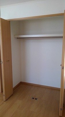 拡大写真：宇部市北琴芝１丁目 2階202の収納