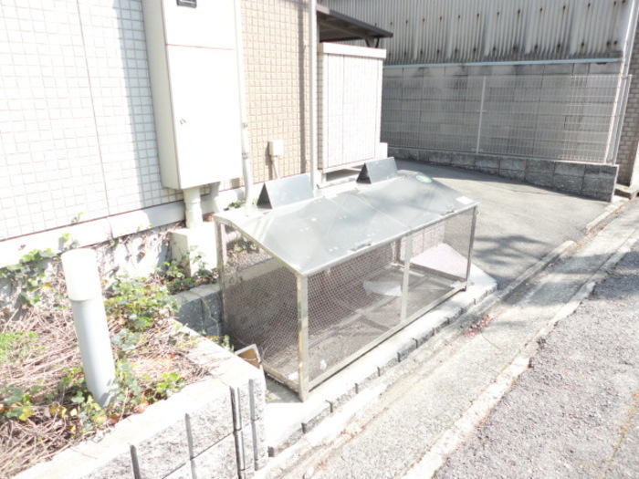 拡大写真:リバーパーク新天町 1階103のその他共有部分