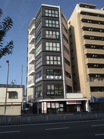GROOVE玉出駅前BLDG.テナントの外観