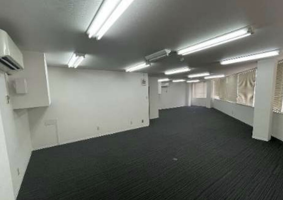 拡大写真:興北ビル 8Fの洋室