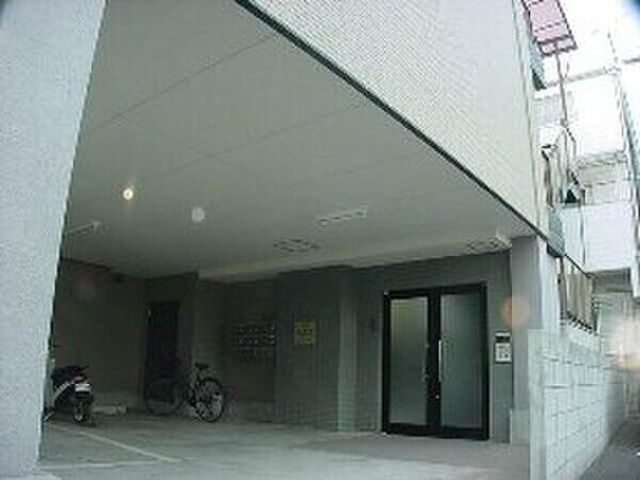 拡大写真:神戸市灘区岩屋北町1丁目 2階204の建物外観